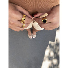 Load image into Gallery viewer, Full Moon Ring