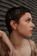 Load image into Gallery viewer, Sun Earrings S