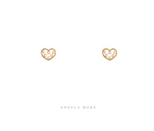 Load image into Gallery viewer, Heart mini Earrings